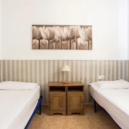 Apartaments Clot-sant Marti * Barcelona